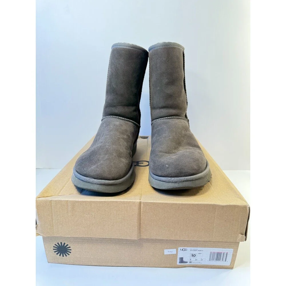 UGG Women's Classic Short Ii Boot, Grey/Brown, 10
